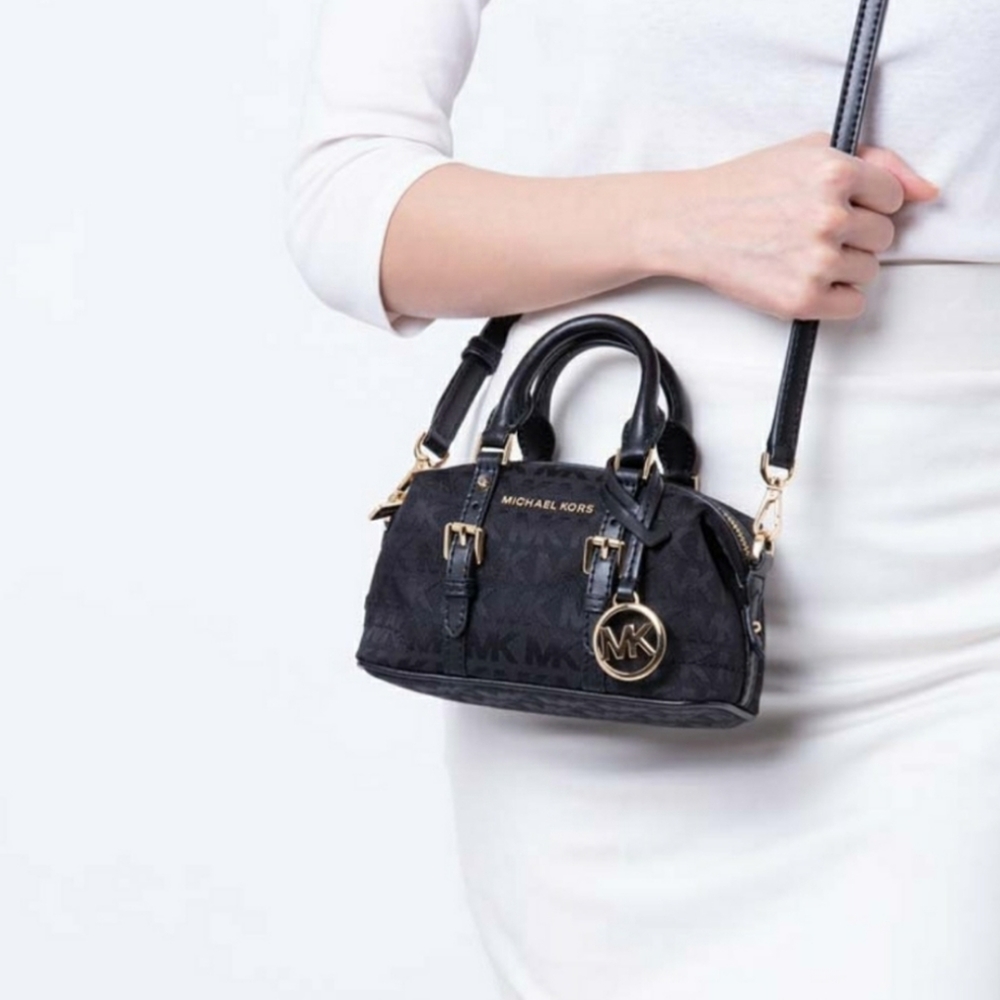 ⚠️SALE⚠️ Michael Kors Ginger XS Crossbody Brown - Picture 8 of 8